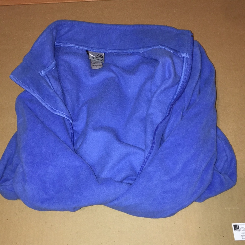 Full zip blue jacket